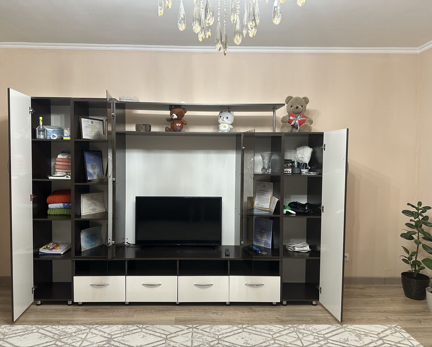 Тв Зона, Тв Стенка