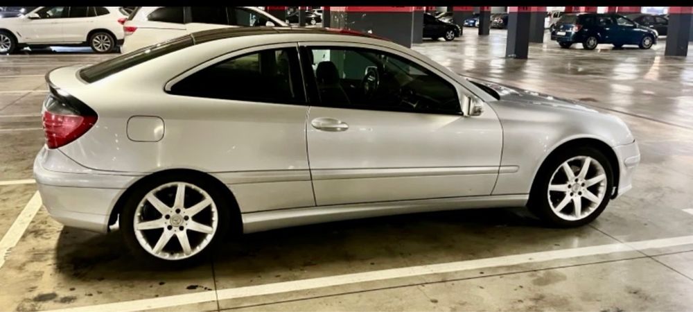 Mercedes C 220 / Хечбек