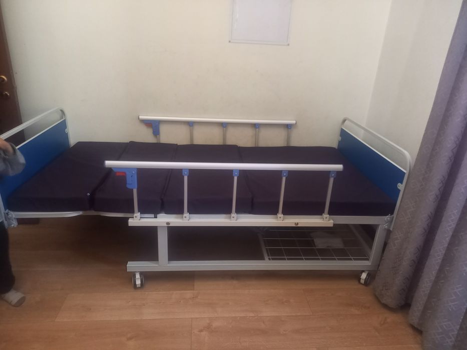 Функциональный кровать продам