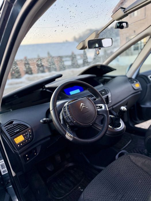 Vand/schimb citreon C4 picasso 2009 1.6 HDI 110 caii jante r17