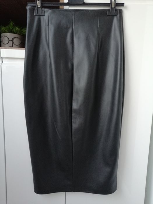 Fusta midi Mango