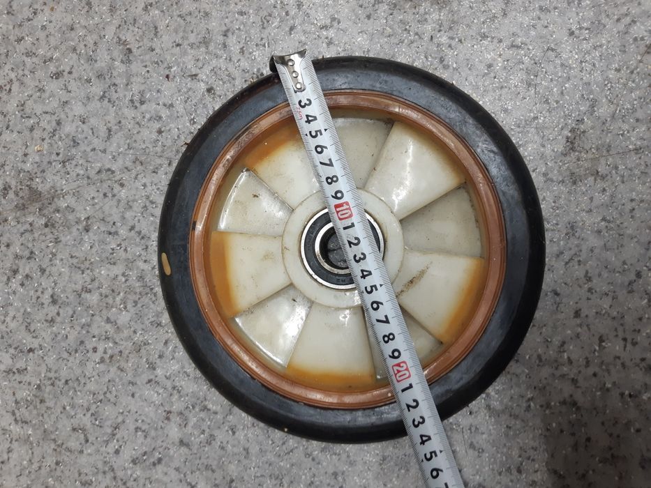 Колесо для тележек ,тележки