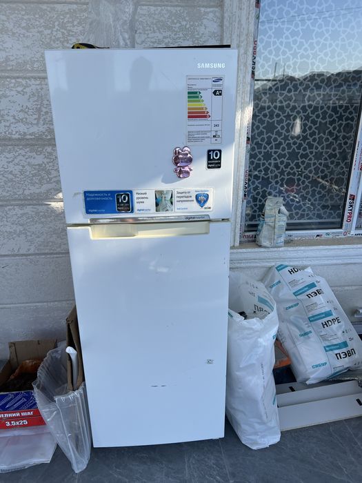 Холодильник на запчасти