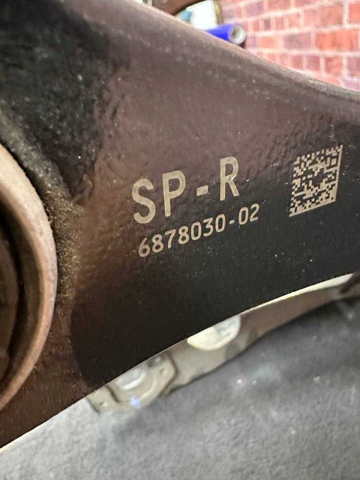 Fuzeta dreapta spate BMW g06