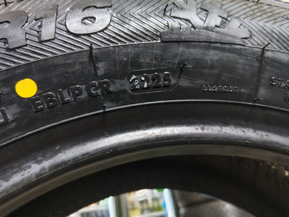 225 60 р16    Ling Long G-M Winter Ice 15 SUV