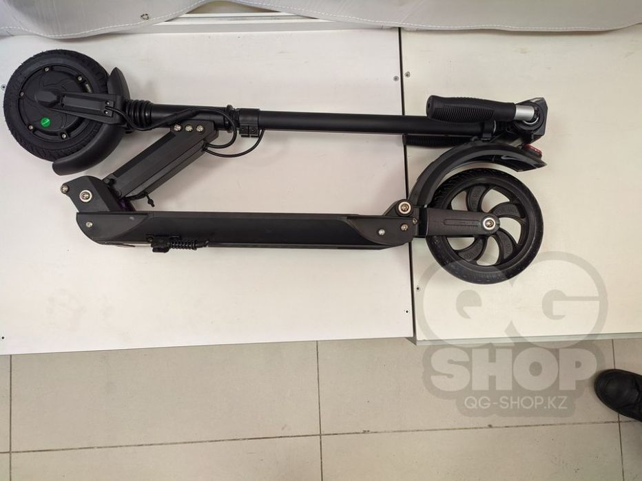 Электрический самокат E-SCOOTER