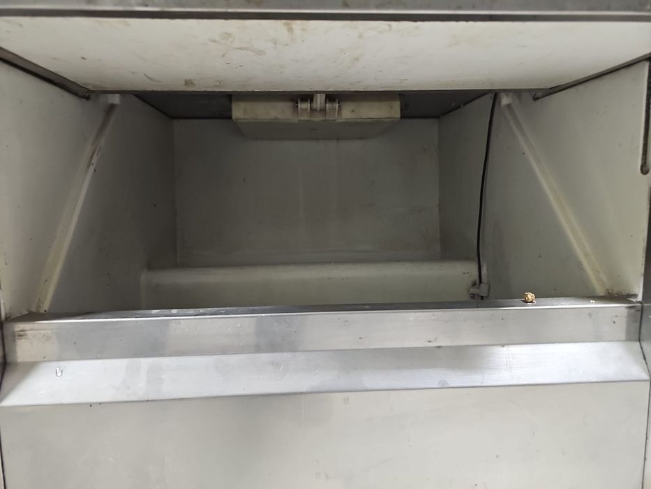 Продам ледогенератор