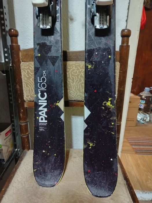 Ски с автомати за ФРИРАЙД