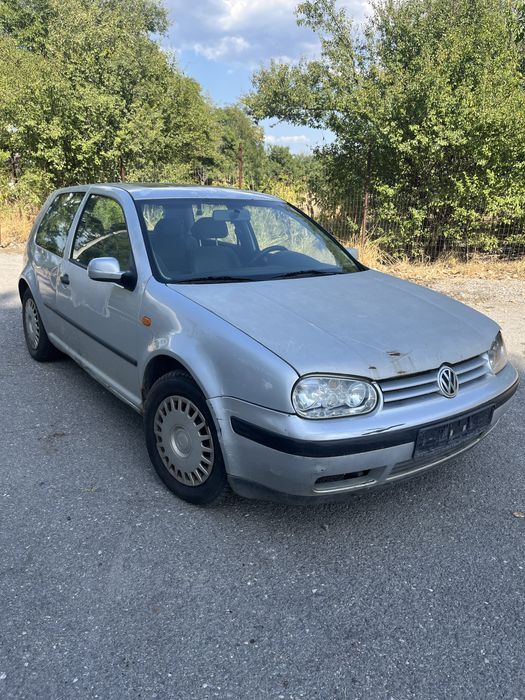 Vw Golf 4 1.6i на части