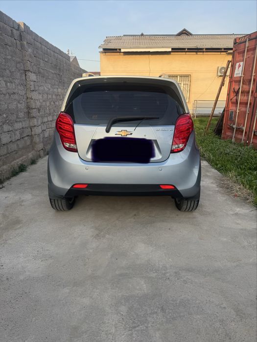 Продам свой Спарк 2020 года выпуска,состояние отличное родной окрас