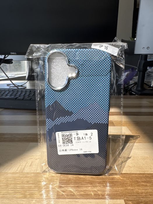 Карбонов/Кевларен калъф за Iphone 16