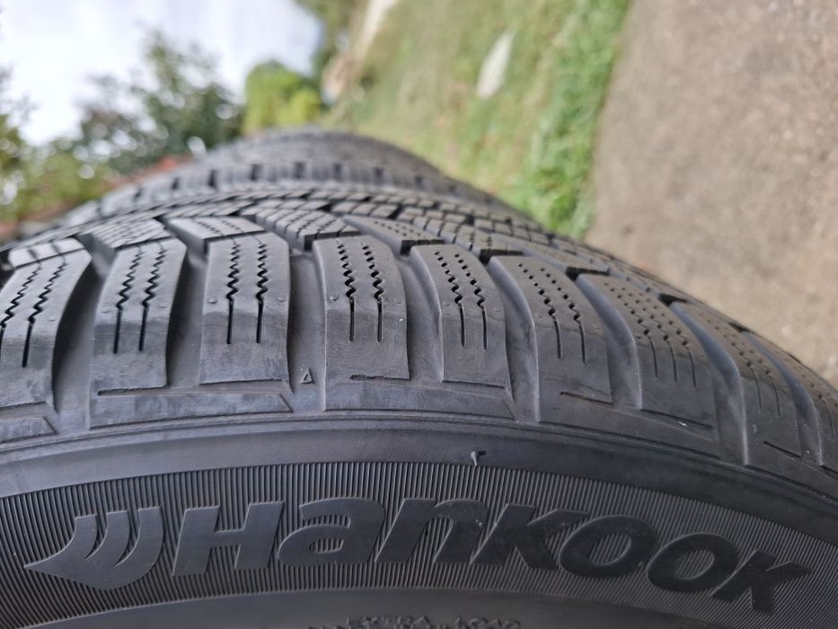 4 Броя зимни гуми 225/50/17 Hankook дот 24