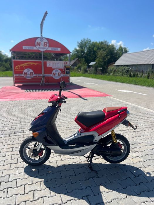 Scuter Aprilia SR50