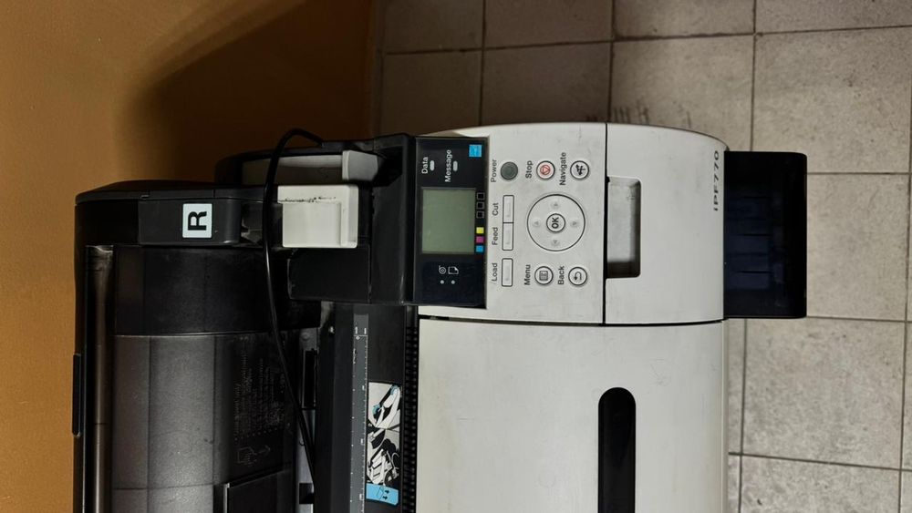 Продам Плоттер Canon imagePROGRAF IPF770