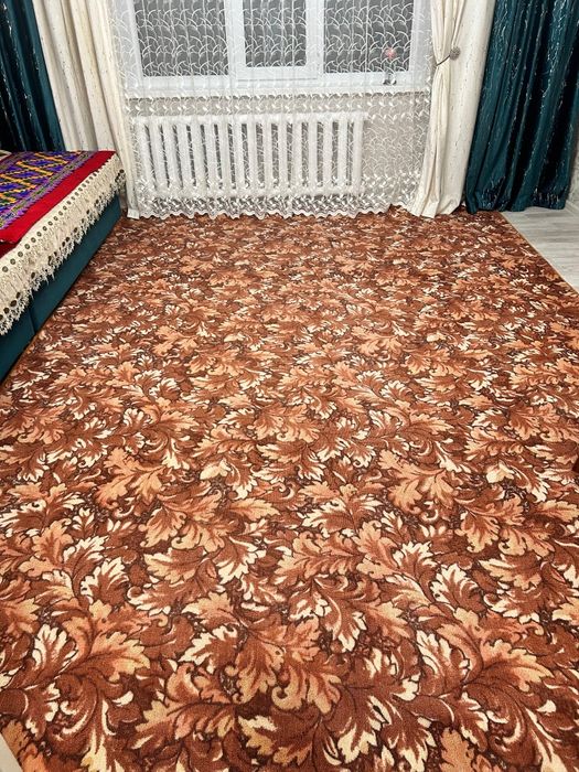 Палас для зала! Очень в хорошем состоянии! Ширина 3, длина 5