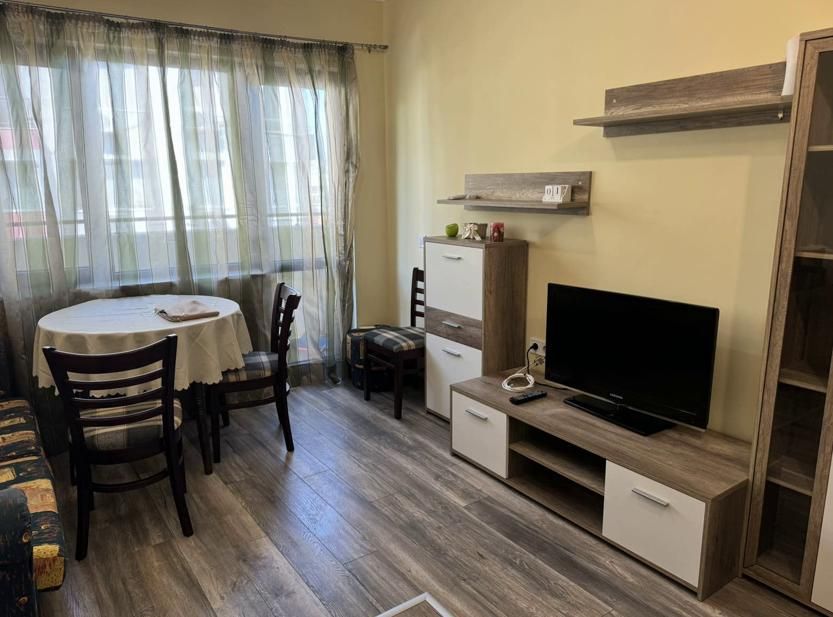 Дава се под наем Двустаен апартамент в Варна, Лятно кино Тракия - 60 кв.м за 450 € - Снимка #1