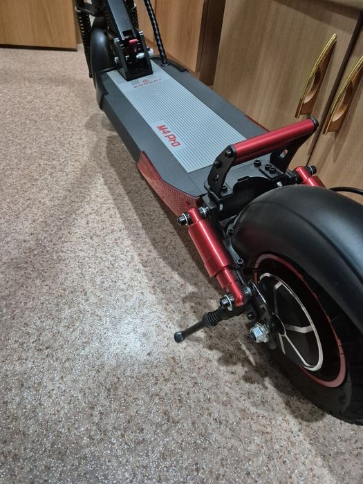 Продам электросамокат Kuquay M4 Pro
