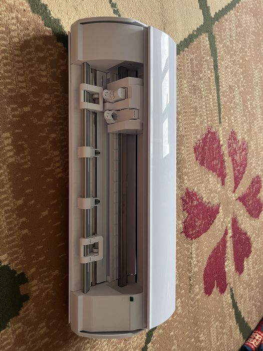 Продаю плоттер comelo 5