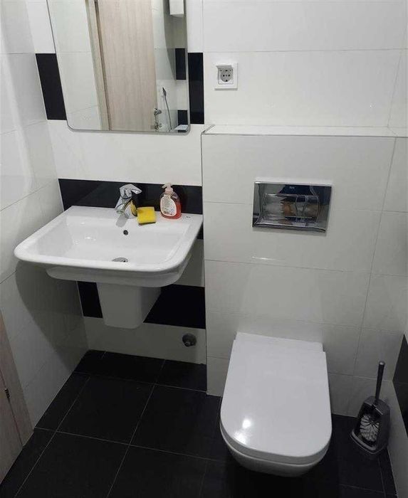 Дава се под наем Двустаен апартамент в Бургас, Възраждане - 65 кв.м за 204 € - Снимка #4