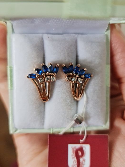 Золотые сапфировые серьги 585 пробы