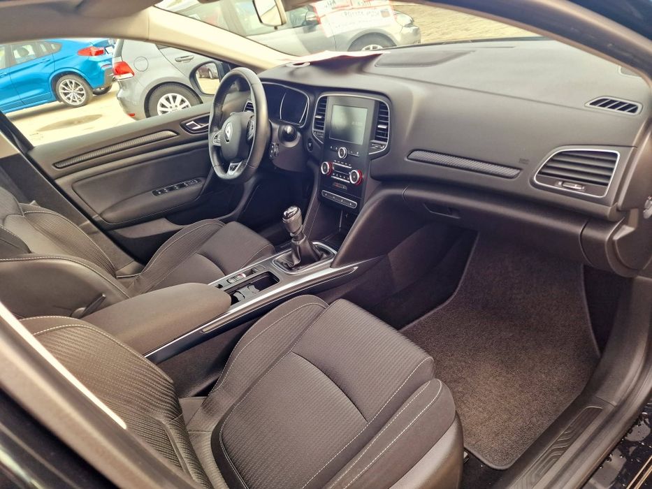 Renault Megane IV 4