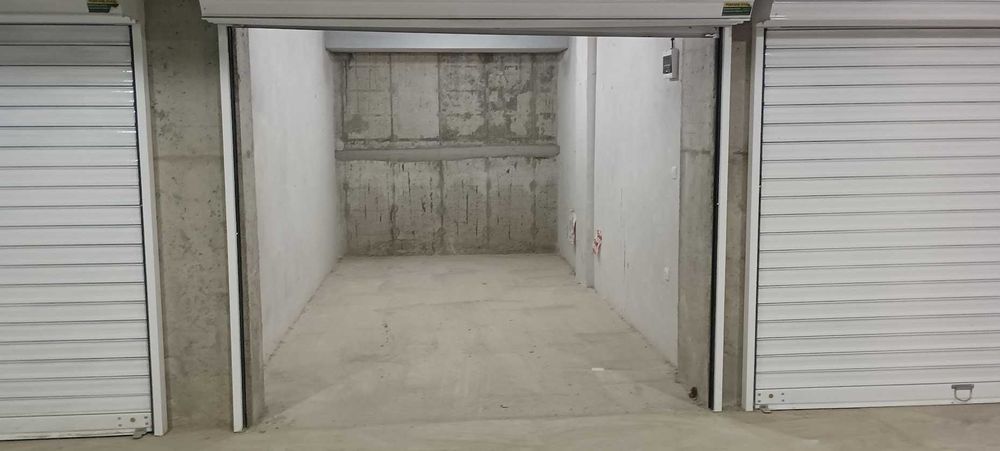 Дава се под наем Гараж / Паркомясто в Стара Загора, Център - 27 кв.м за 76.5 € - Снимка #2