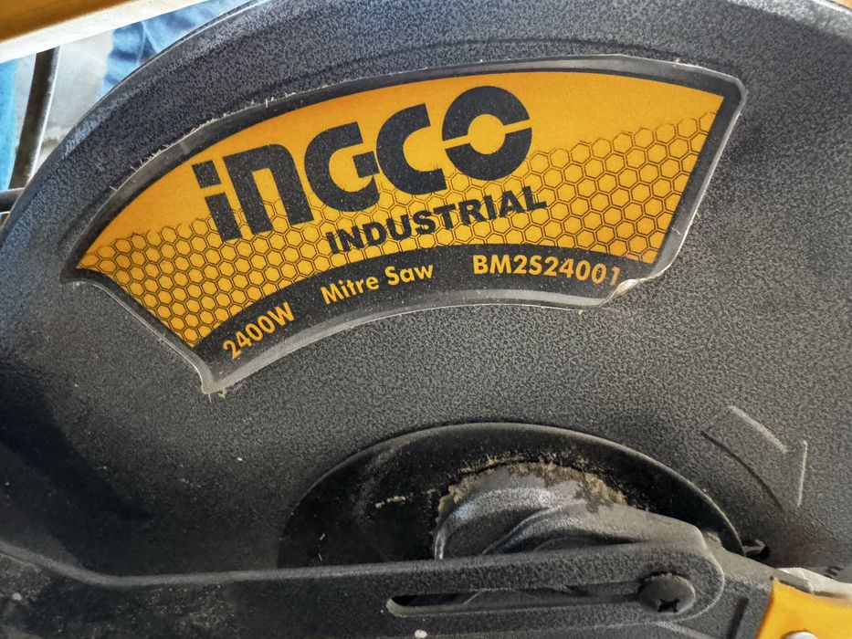 Торцовочная пила ingco BM252