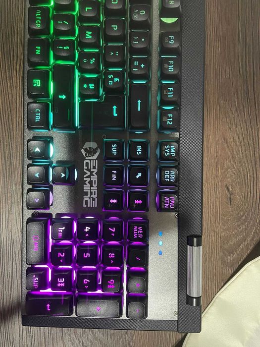 Tastatură Gaming Wireless Empire Gaming RF-K308 RGB AZERTY