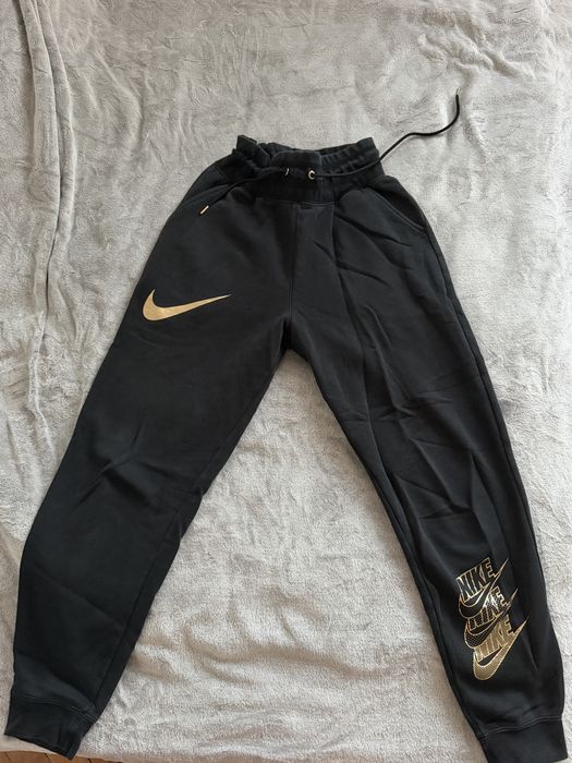 Долнище Nike дебело