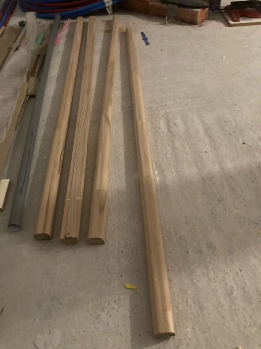 Mana curenta scara lemn fag