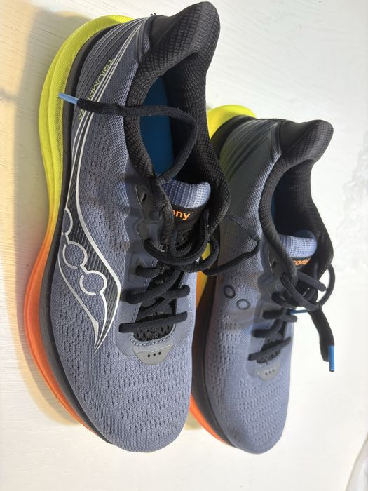 Pantofi alergare Saucony triumph ,43