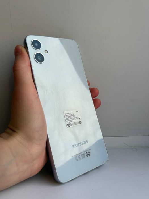 Продам телефон Samsung A055