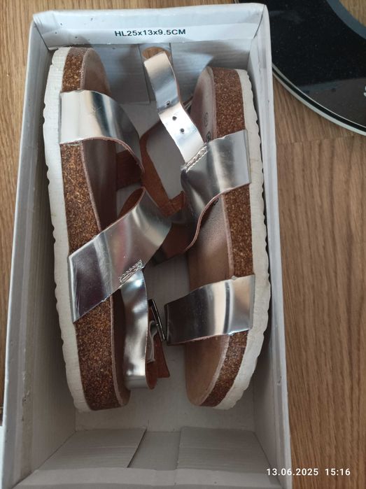 Нови Сандали 32н за момиче