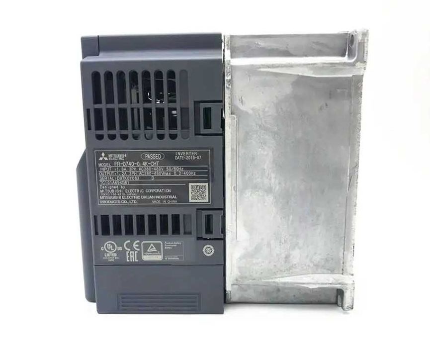 Convertizor Frecventa Mitsubishi D700 FR-D740-0.4K-CHT, Putere 0.4kW, 480V