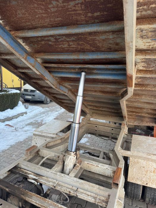 Basculanta Mercedes-Benz Sprinter 412