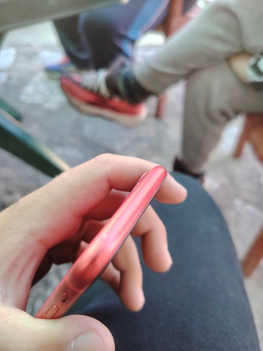 телефон iPhone 11