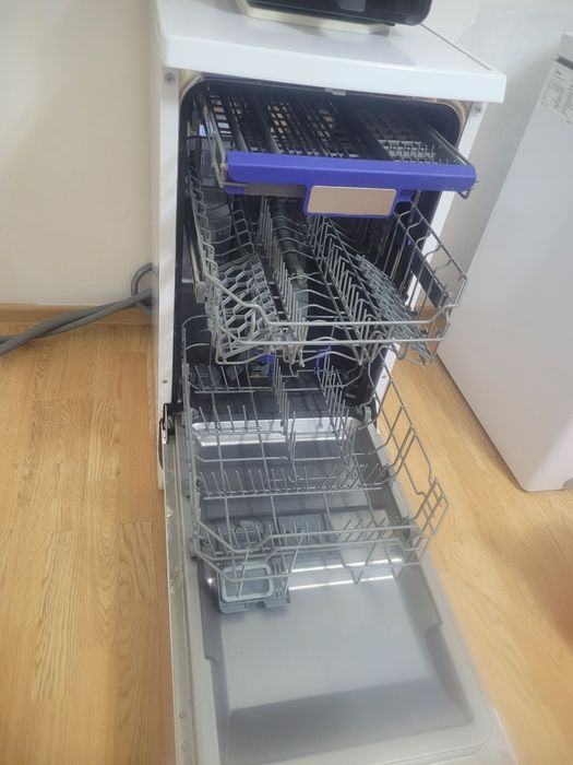 Посудомойчная машина Медея