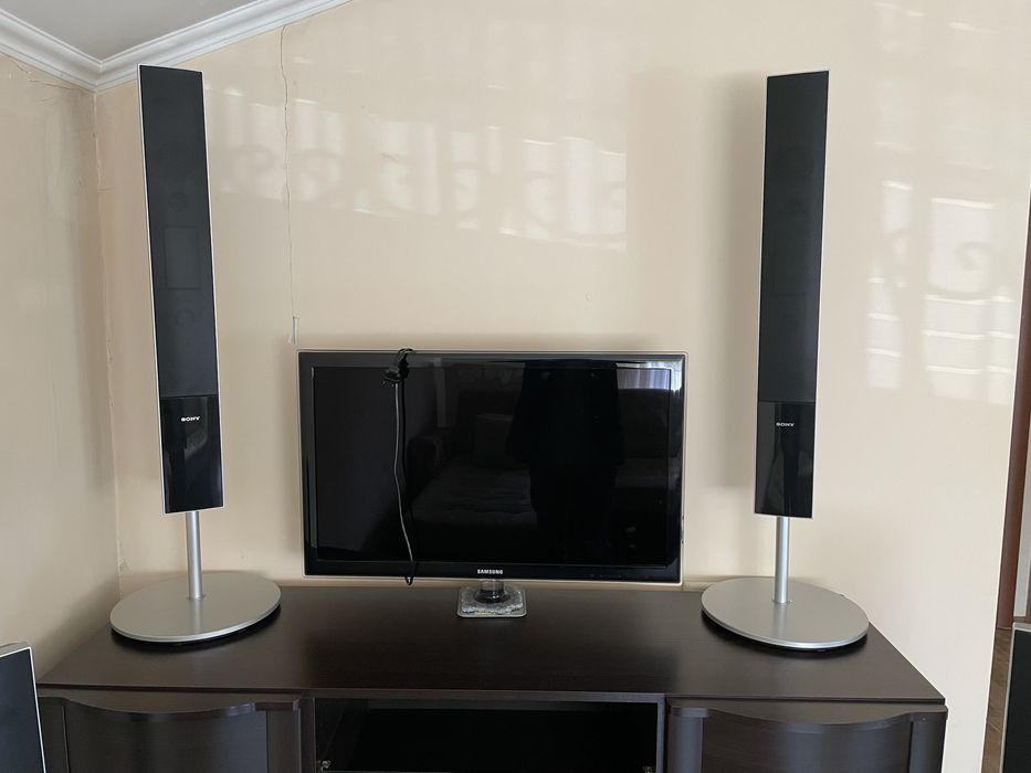 Продам телевизор марки Samsung, в комплекте колонки колонки