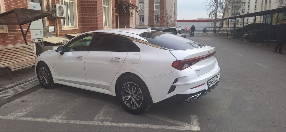 Kia k5 в хорошем состоянии 2,5 обьем