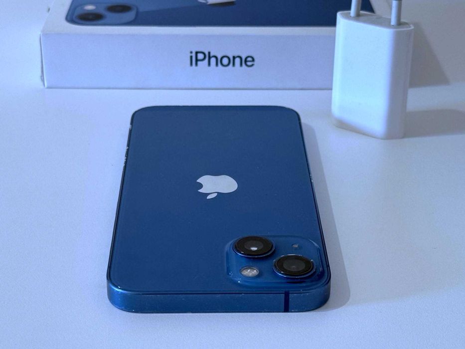 Бартер! iPhone 13 128GB Blue (Син) + Адаптер.