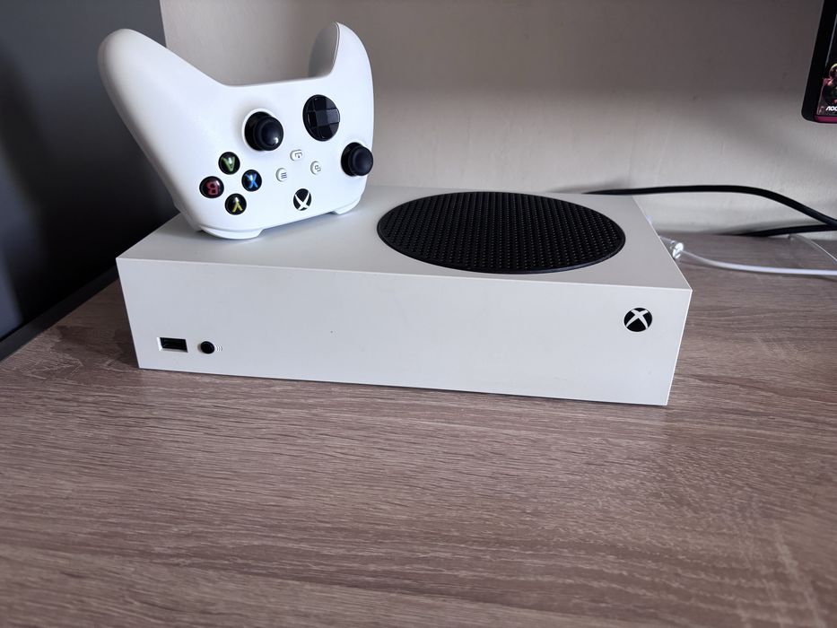 Xbox Series S•512 gb ssd•120 fps