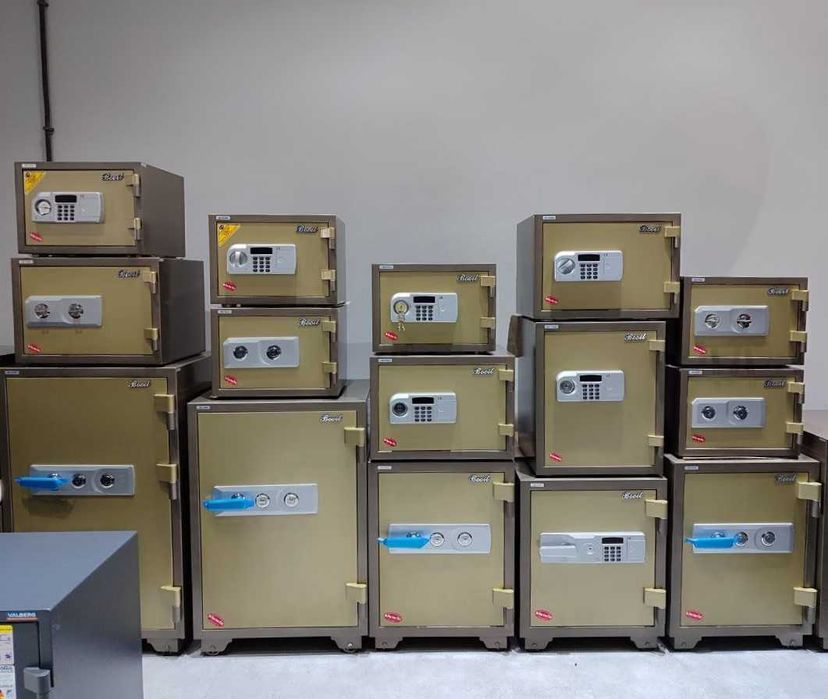 Огнестойкий сейф Booil TOPAZ BST-750