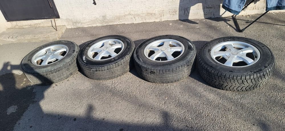 Диски  с шинами  размер 16