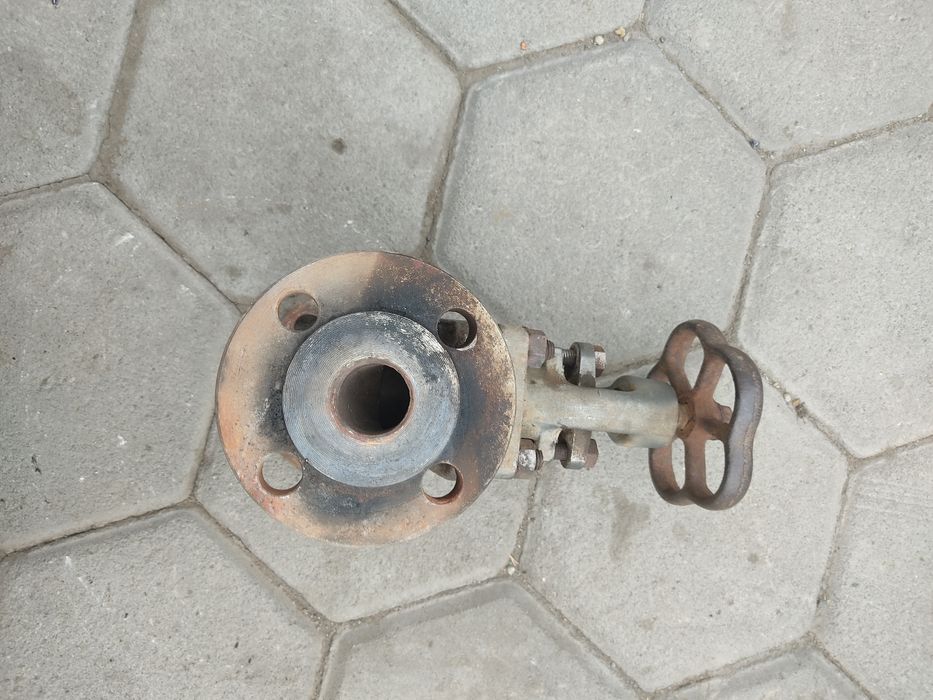 Продам вентиль нержавеющей