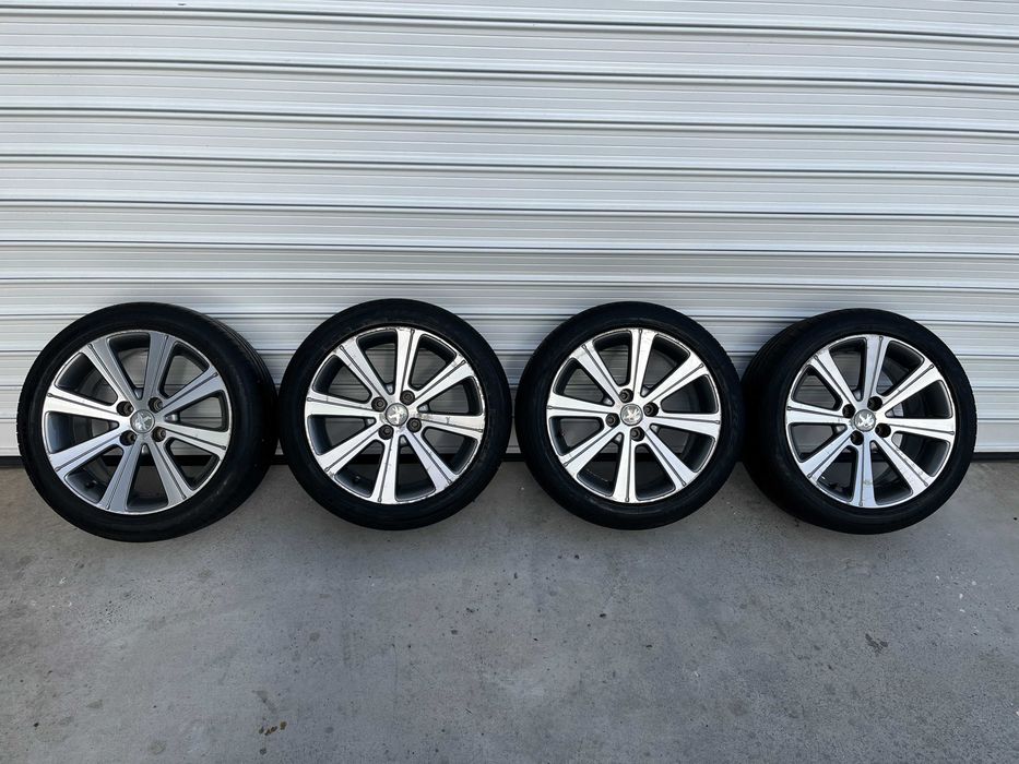 Джанти с гуми DEBICA 225/45 R17 DOT 2021г. Peugeot 308 Facelift