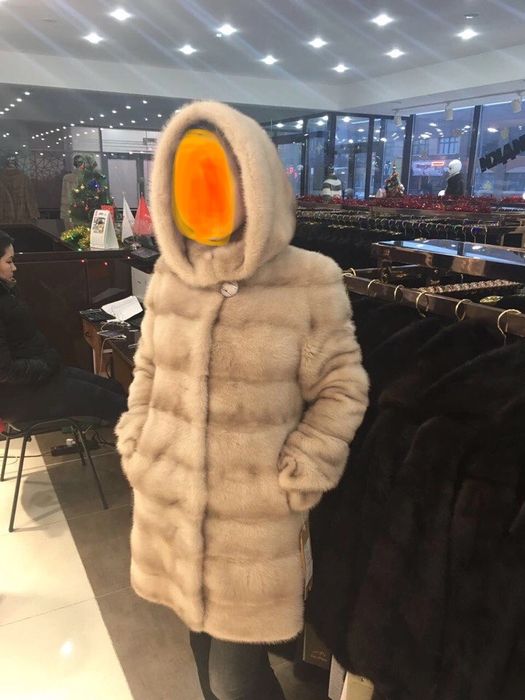 Продам Норковою шубу
