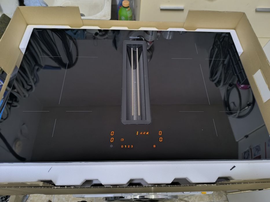 Индукционен плот Miele KMDA 7473 FL-U Silence