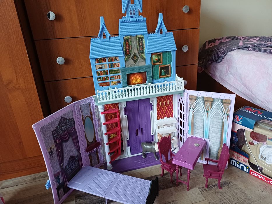 Много запазени играчки