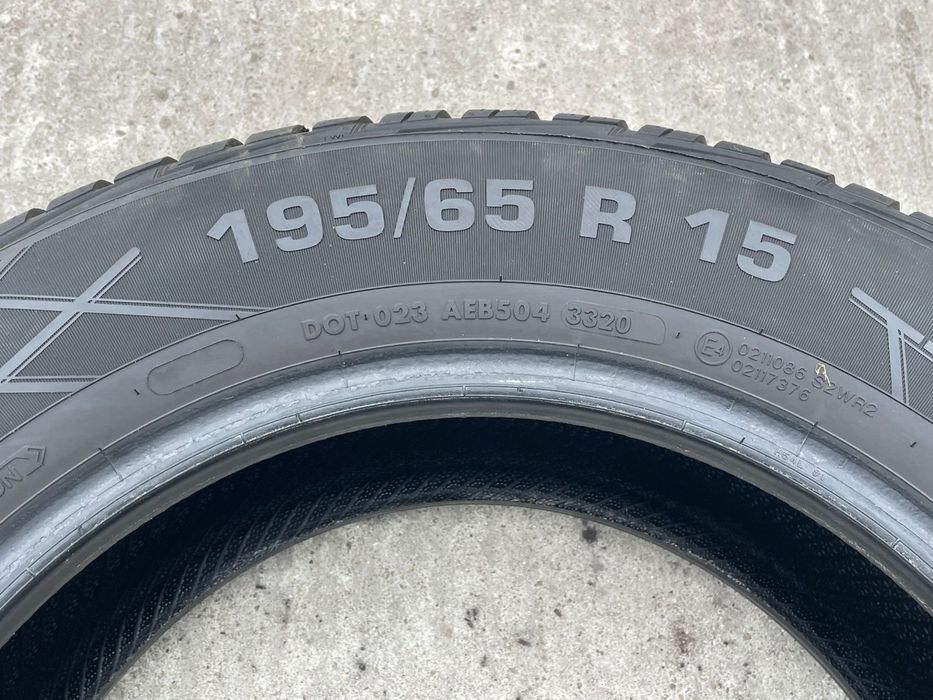 Set anvelope iarna 195 65 15 vredestein , dot 33 2020
