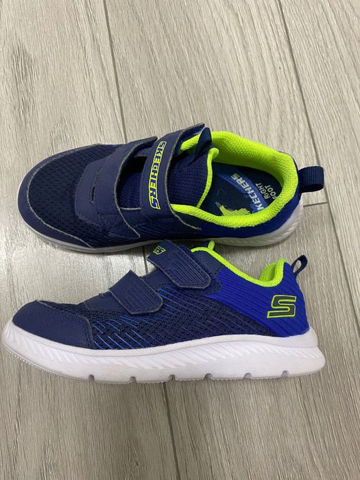 Adidași Skechers copii